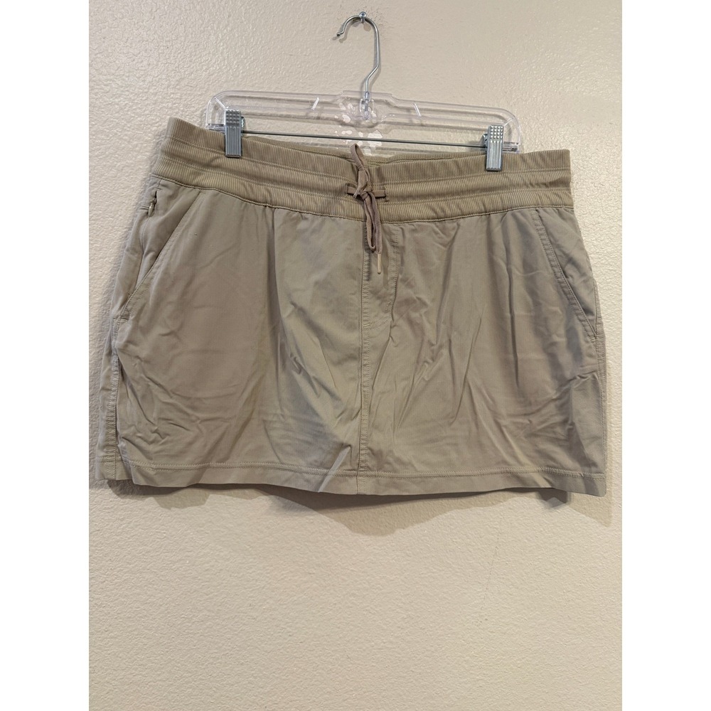 The North Face Womens XL Tan Khaki Hiking Athletic Skort Elastic Waist Pockets